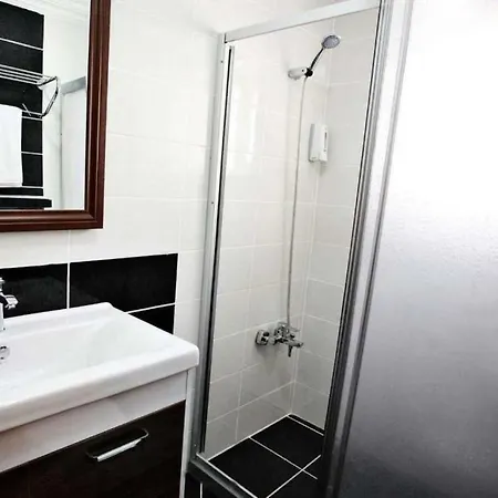 Taksim Aparts Harbiye Apartment *